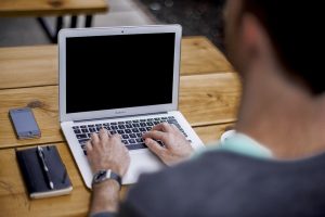 How to make people read your blog post promote and share it with friends